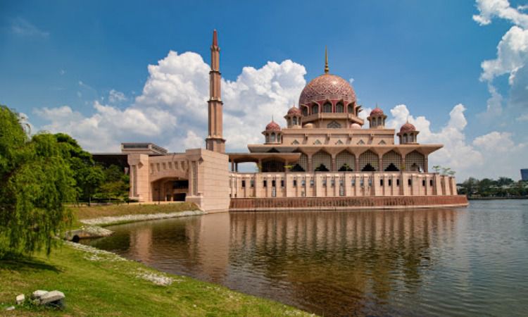 Masjid Putra di Putrajaya