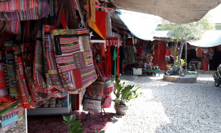 Pasar Tais