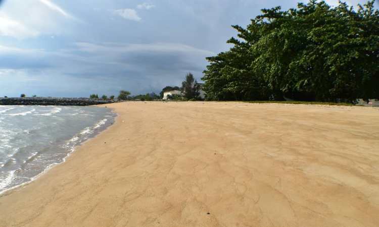 Pantai Pengkalan Balak
