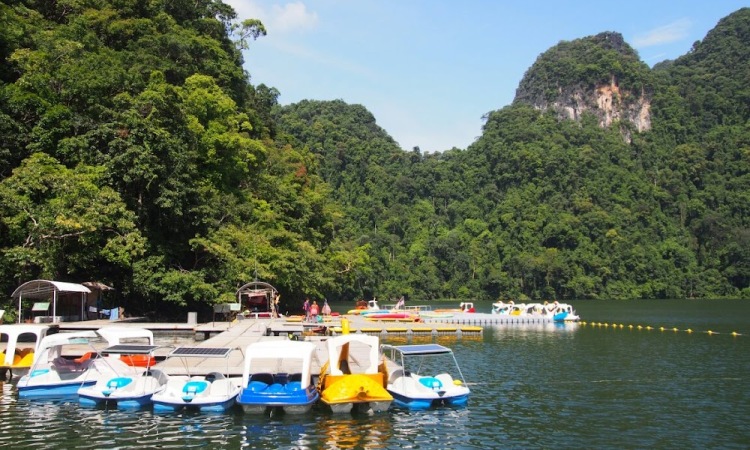 Tasik Dayang Bunting