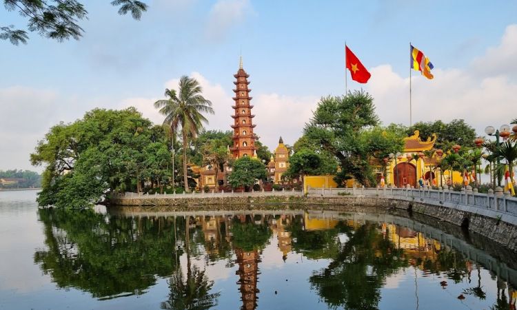Pagoda Tran Quoc