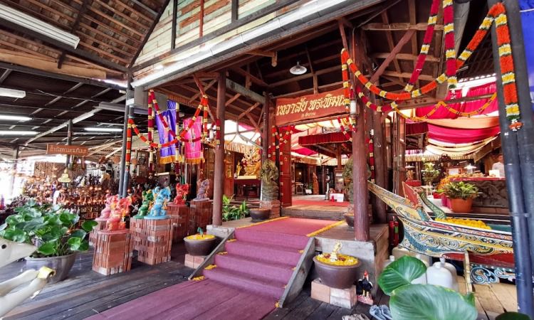 Pattaya Floating Market