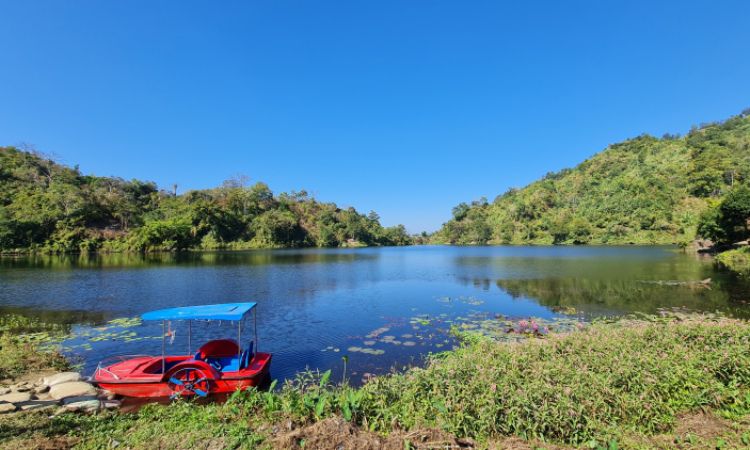 Danau Boga