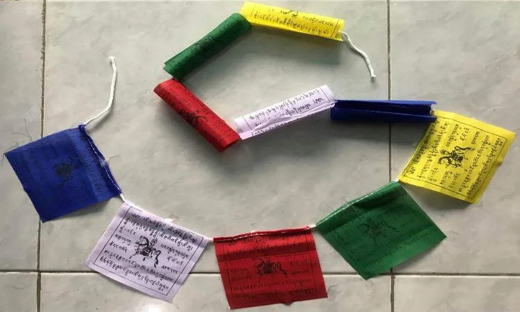 Bendera Doa Dari Tibet