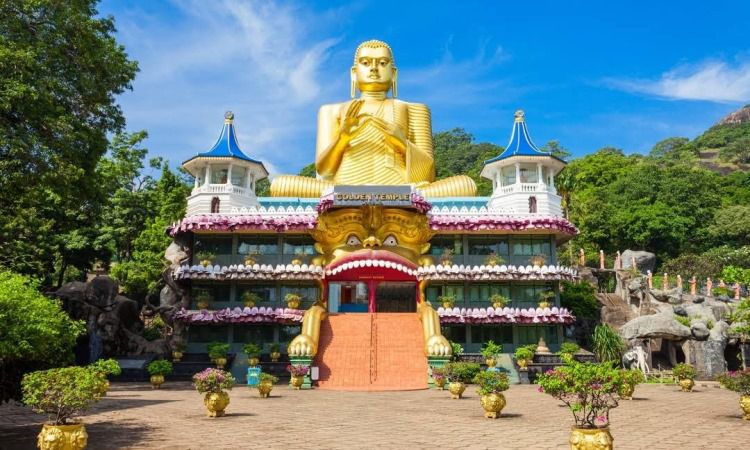 Dambulla Cave Temple