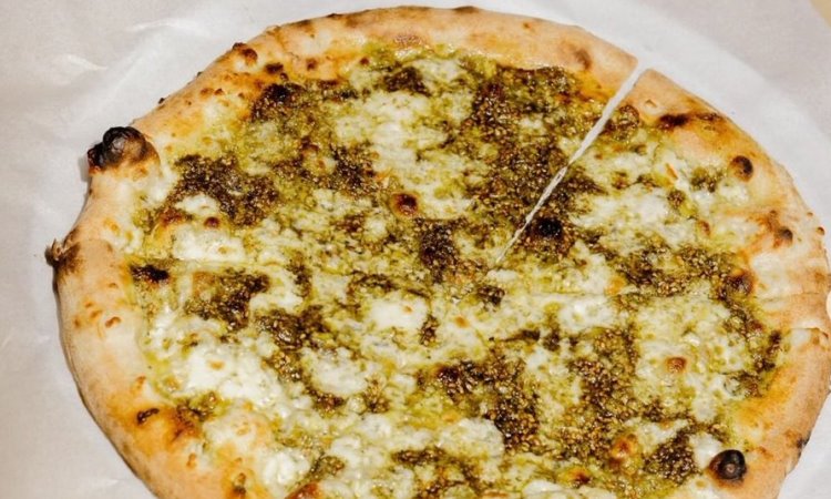 Fatayer Lahme, Jibna, dan Zaatar
