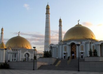 10 Tempat Wisata Menarik di Ashgabat Buat Liburan