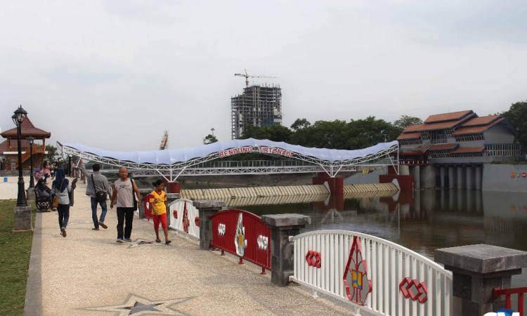 Bendung Karet Tirtonadi