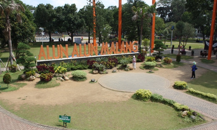 Alun-Alun Merdeka