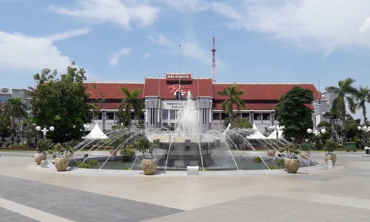 Balai Kota Surabaya