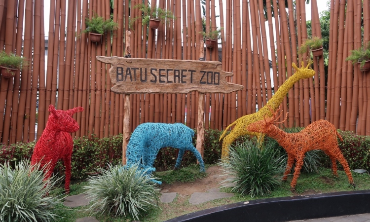 Batu Secret Zoo