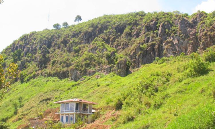 Gunung Batu Lembang