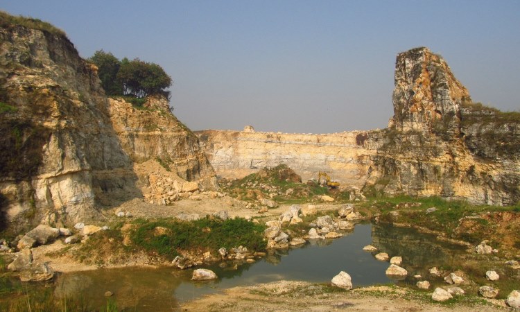 Gunung Kapur Klapanunggal