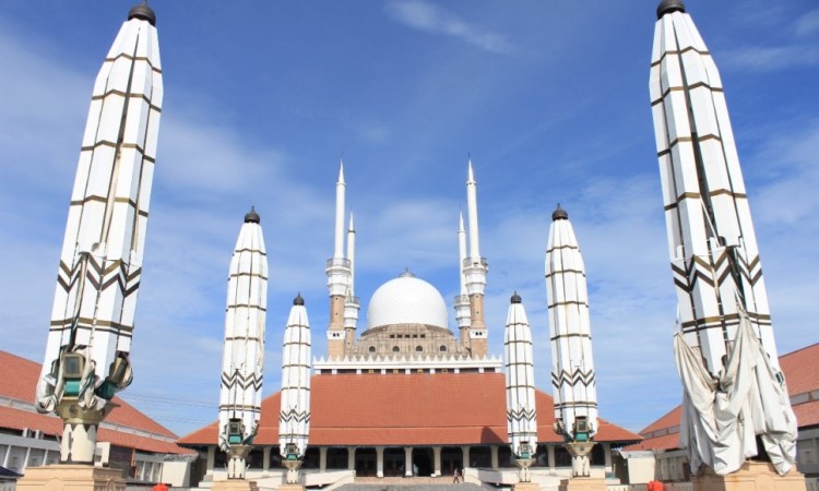 Masjid Agung Jawa Tengah