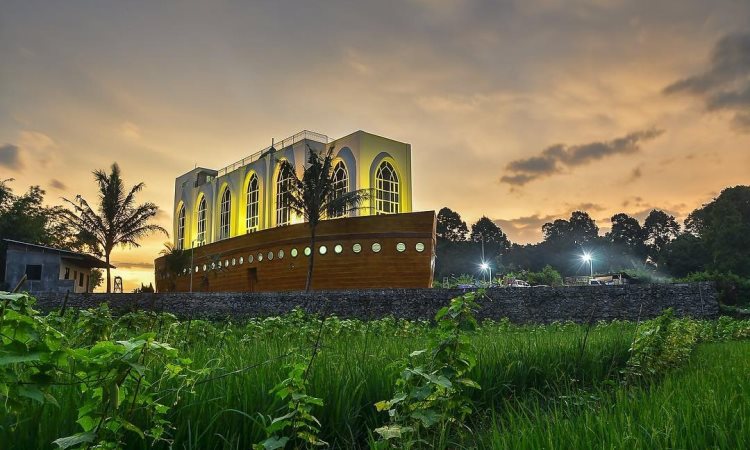 Masjid Kapal Semarang