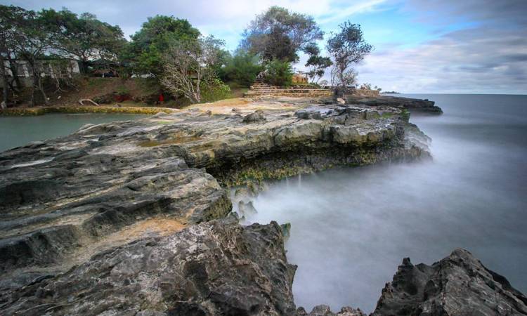 Pantai Punaga