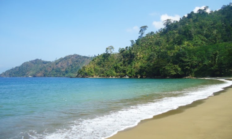 Pantai Sipelot