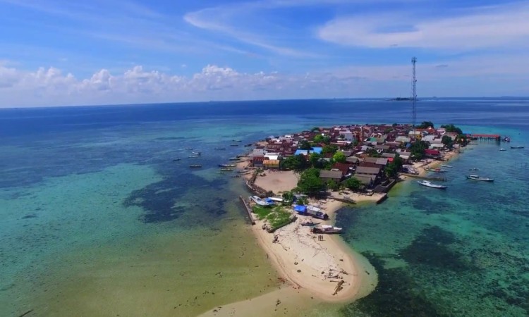 Pulau Barrang Caddi