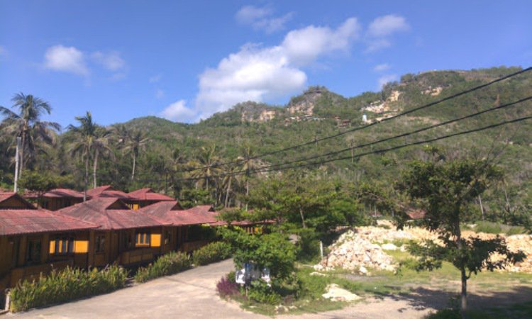 Queen of South Resort