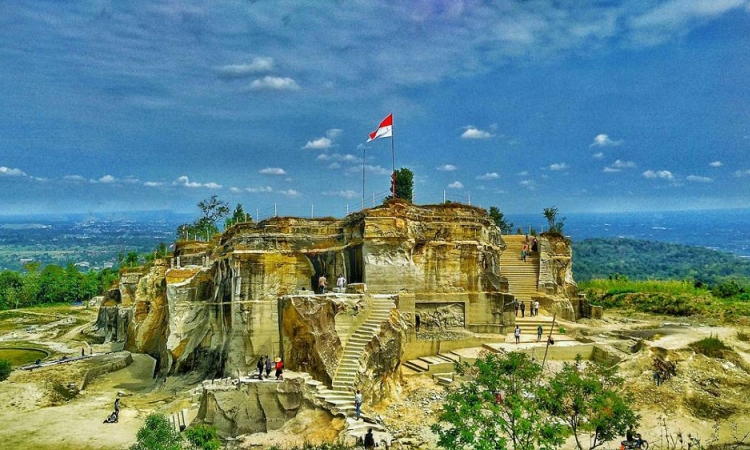 Taman Tebing Breksi