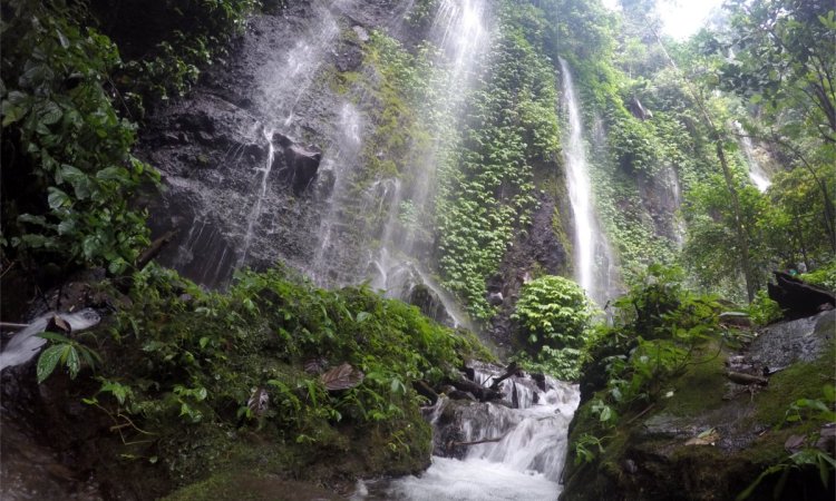 Air Terjun Lawean Kawisari
