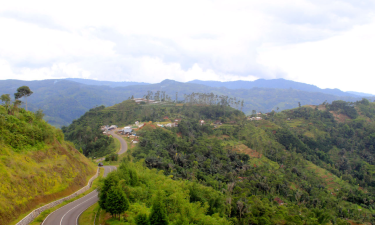 Bukit Lolongokan