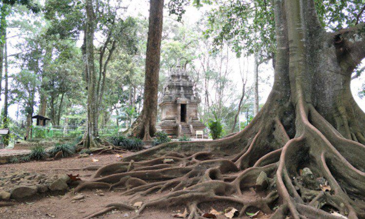 Candi Cangkuang