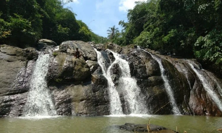 Curug Suhada
