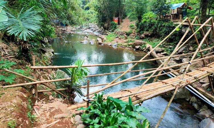 Sungai Cidomas