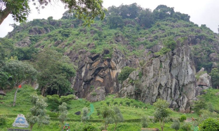 Batu Lawang