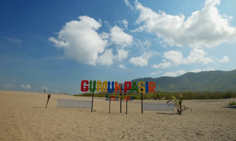 Gumuk Pasir Parangkusumo