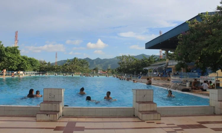 Kolam Renang Potanga