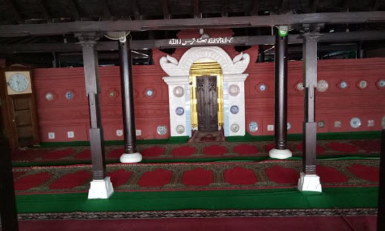Masjid Merah