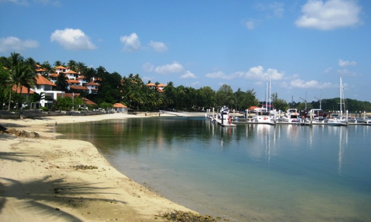 Pantai Marina