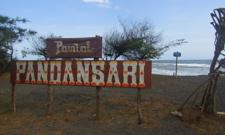 Pantai Pandansari