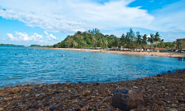 Pantai Tanjung Pinggir