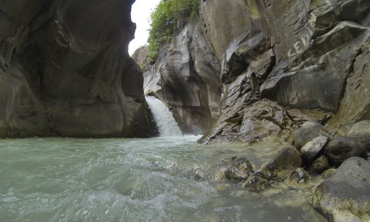 Air Terjun Mangku Kodek