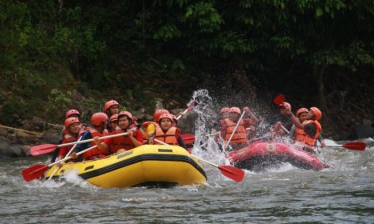 Arung Jeram Sungai Manna