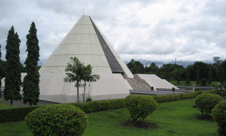 Monumen Jogja Kembali