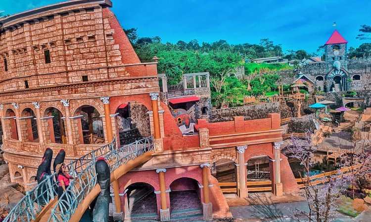 The Lost World Castle
