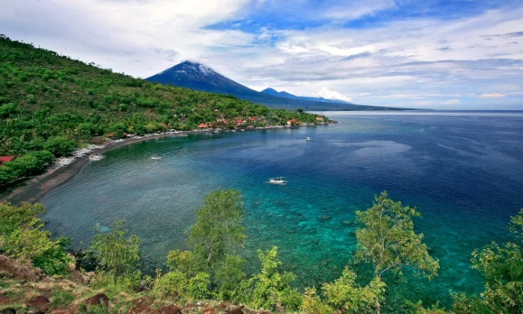 Pantai Amed