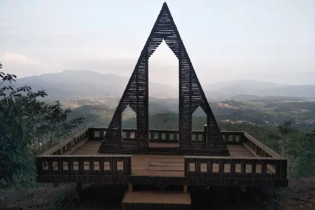 Bukit Panenjoan