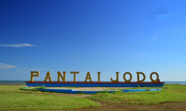 Pantai Jodo Gringsing