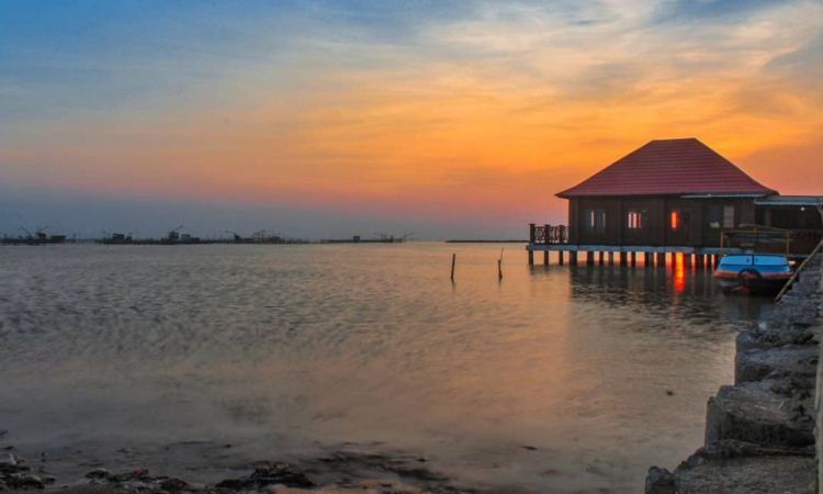 Pantai Morosari Sayung Demak
