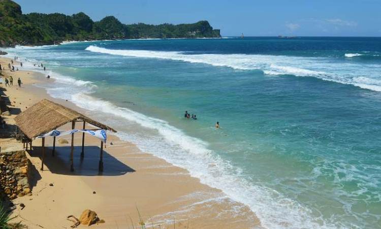 Pantai Nampu