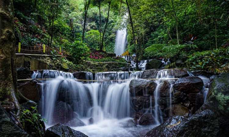 Air Terjun Dlundung