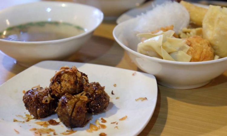 Bakso Bakar Pahlawan Trip