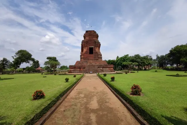 Candi Brahu