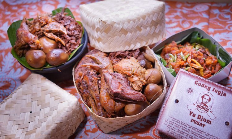 Gudeg Yu Djum