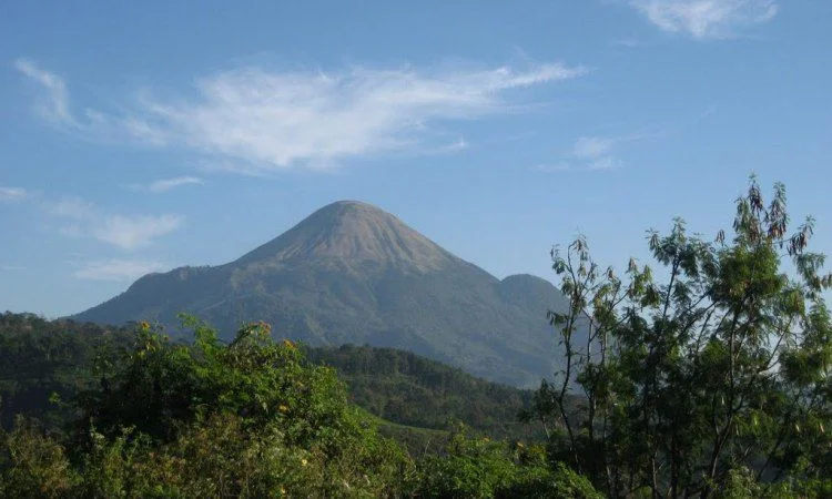 Gunung Penanggungan